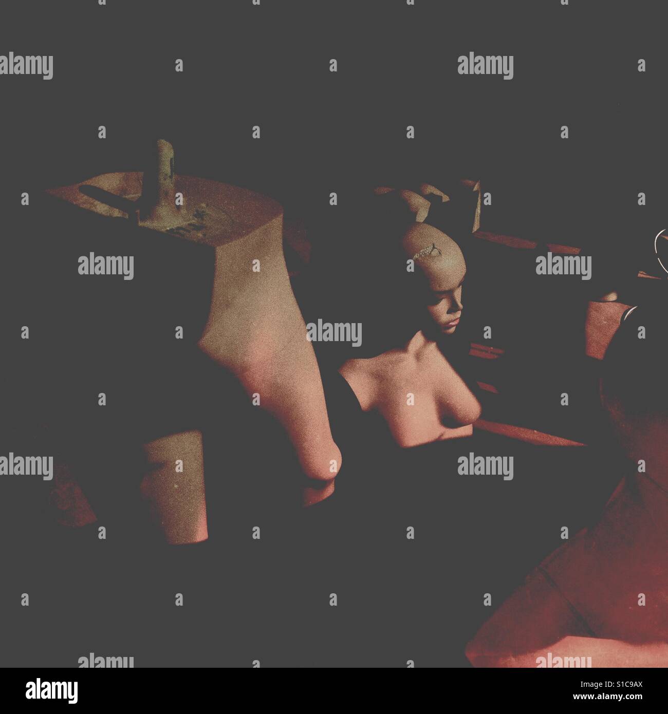 Abstrakte Körper - Schaufensterpuppen gebrochen Stockfoto