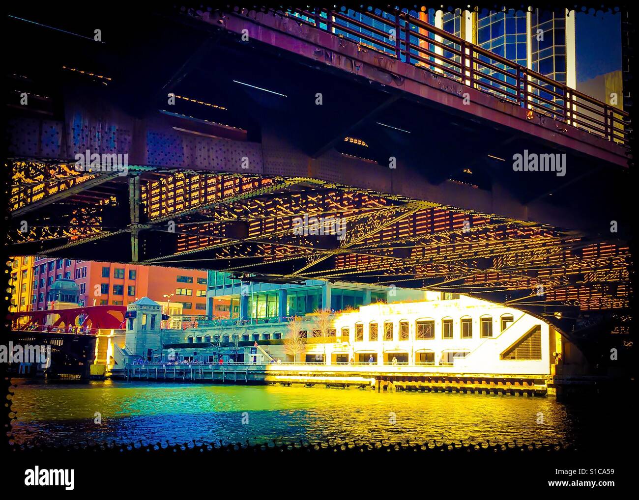 Brücke über den Chicago River Streaming-Licht Stockfoto