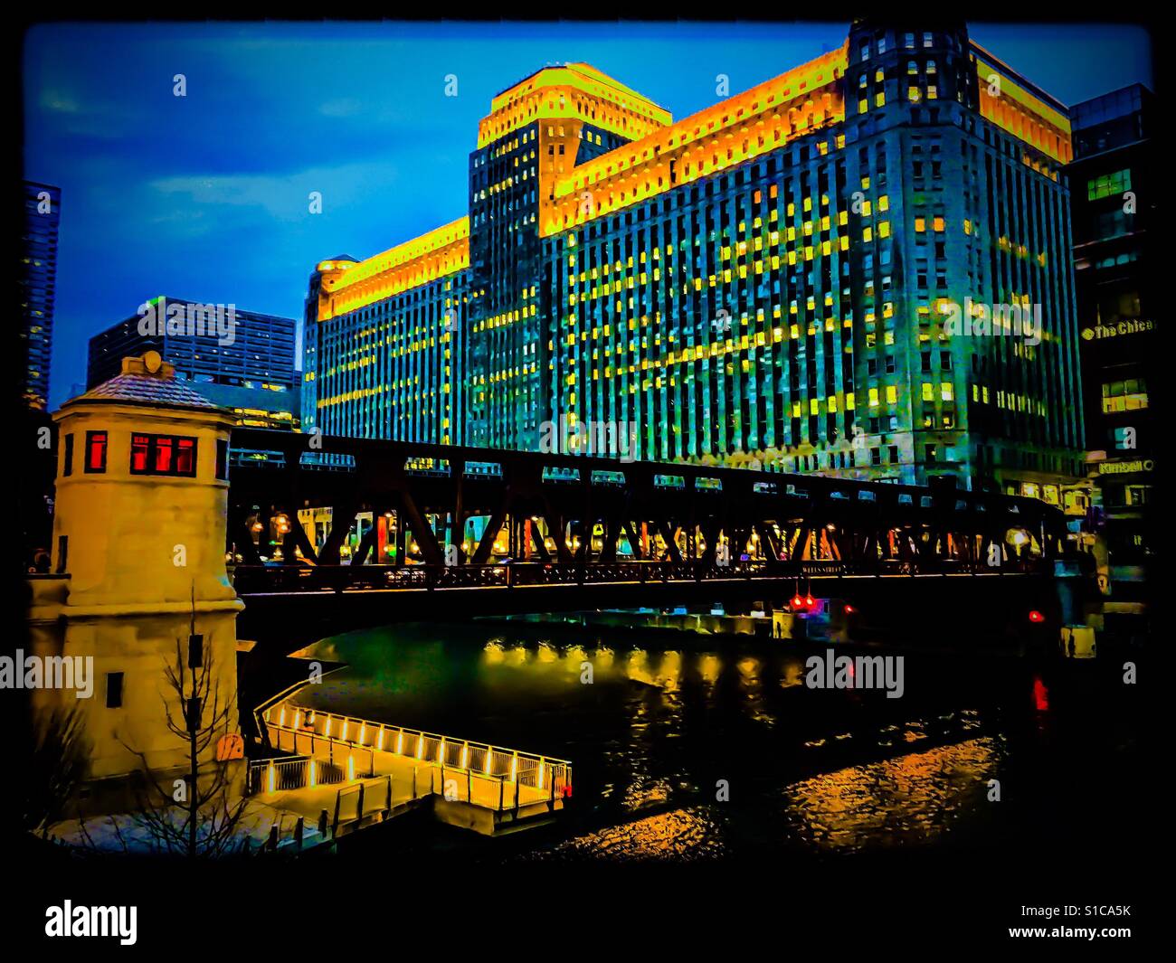 Chicagos herrliche Flussblick im Wells Street bridge Stockfoto