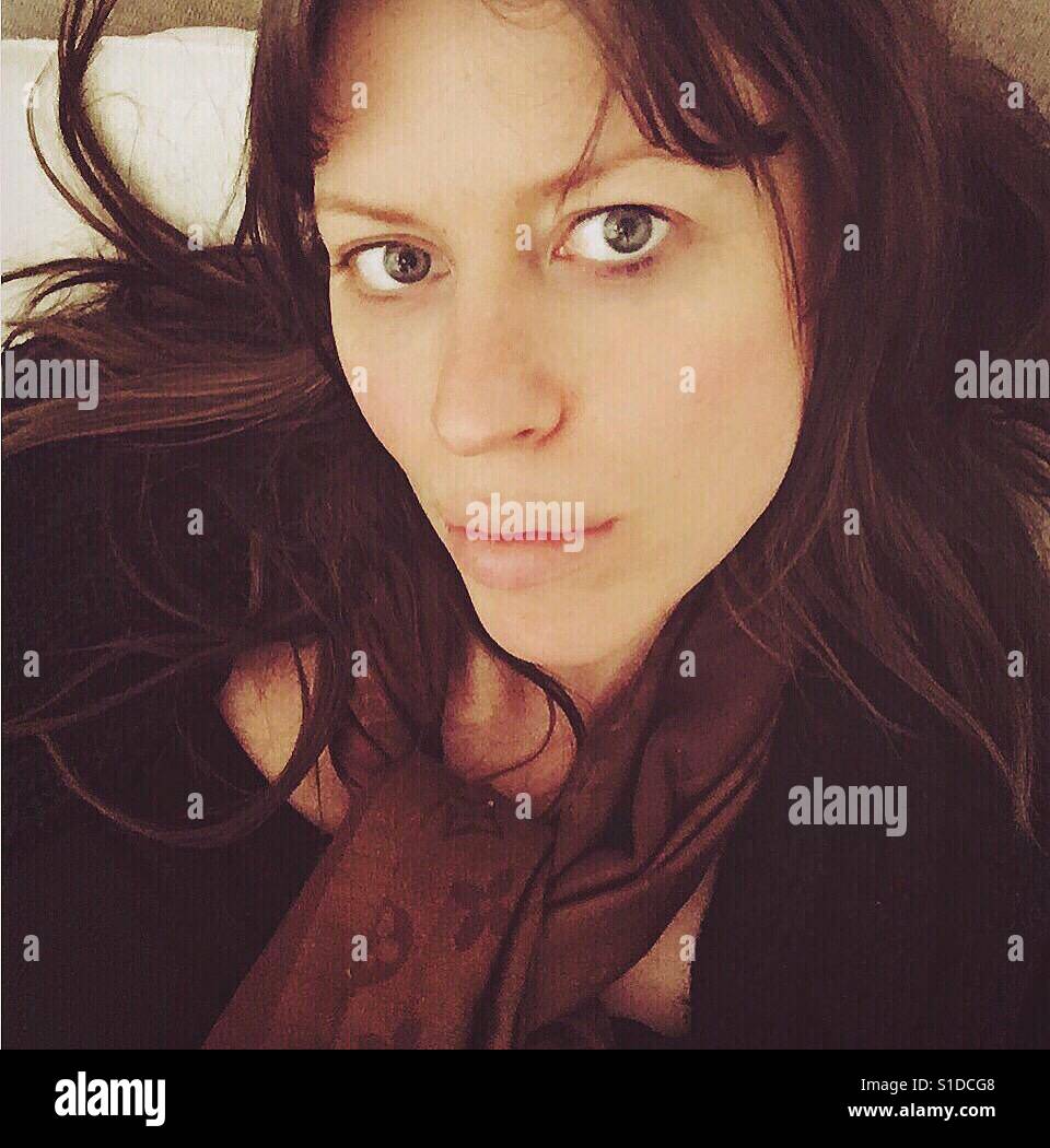 Selfie Brünette Mädchen Stockfoto