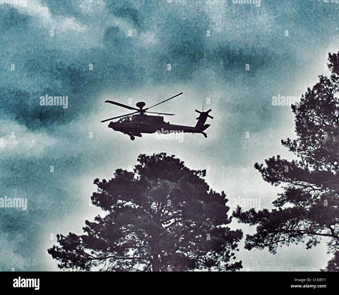 Apache-Kampfhubschrauber - Smartphone-aufgenommenes Stockfoto