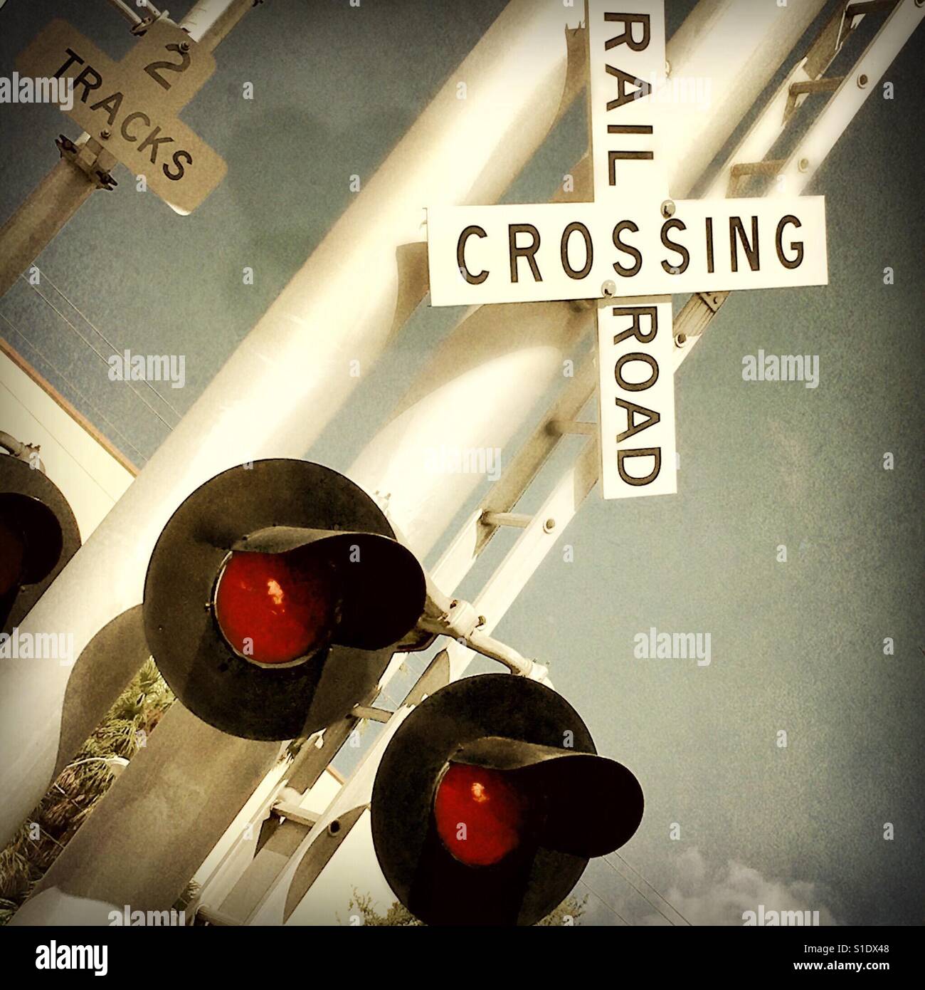Bahnübergang - Smartphone-aufgenommenes Stockfoto