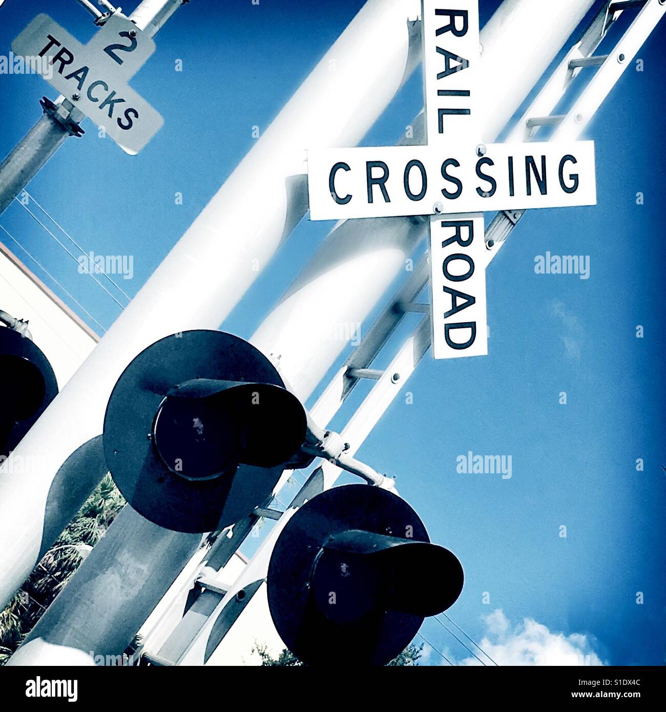 Bahnübergang - Smartphone-aufgenommenes Stockfoto
