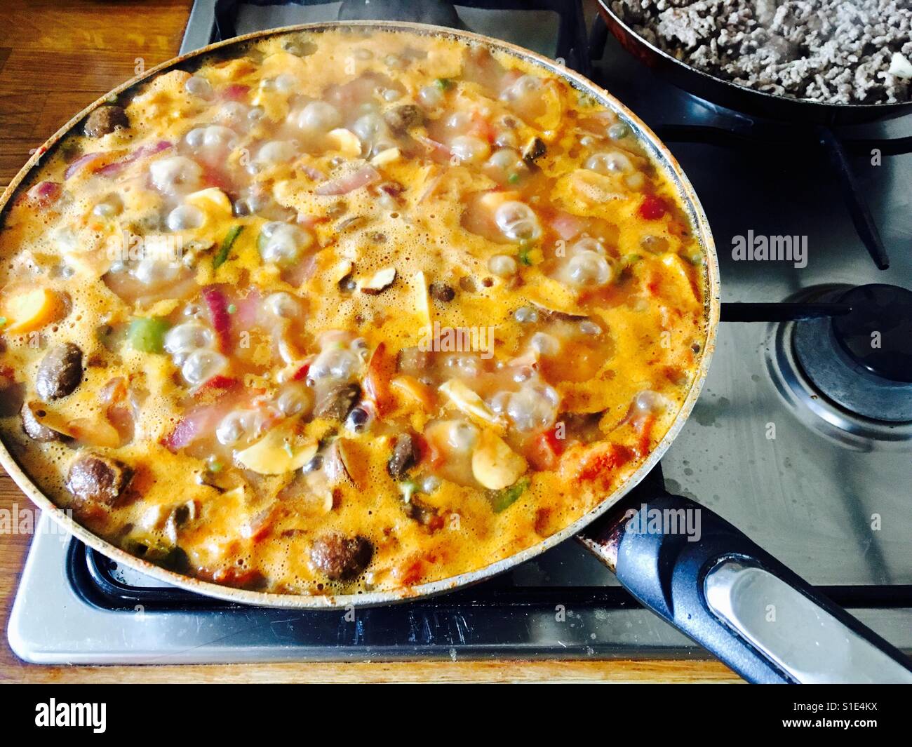 Hausgemachte Gemüse-Curry Kochen im Topf Stockfoto