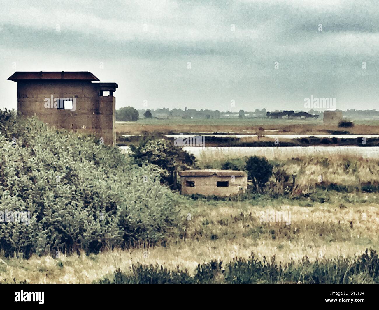 WW1 WW2 Bunker Aussichtsturm & Noplionaic Krieg Martello-Turm - Smartphone-aufgenommenes Stockfoto