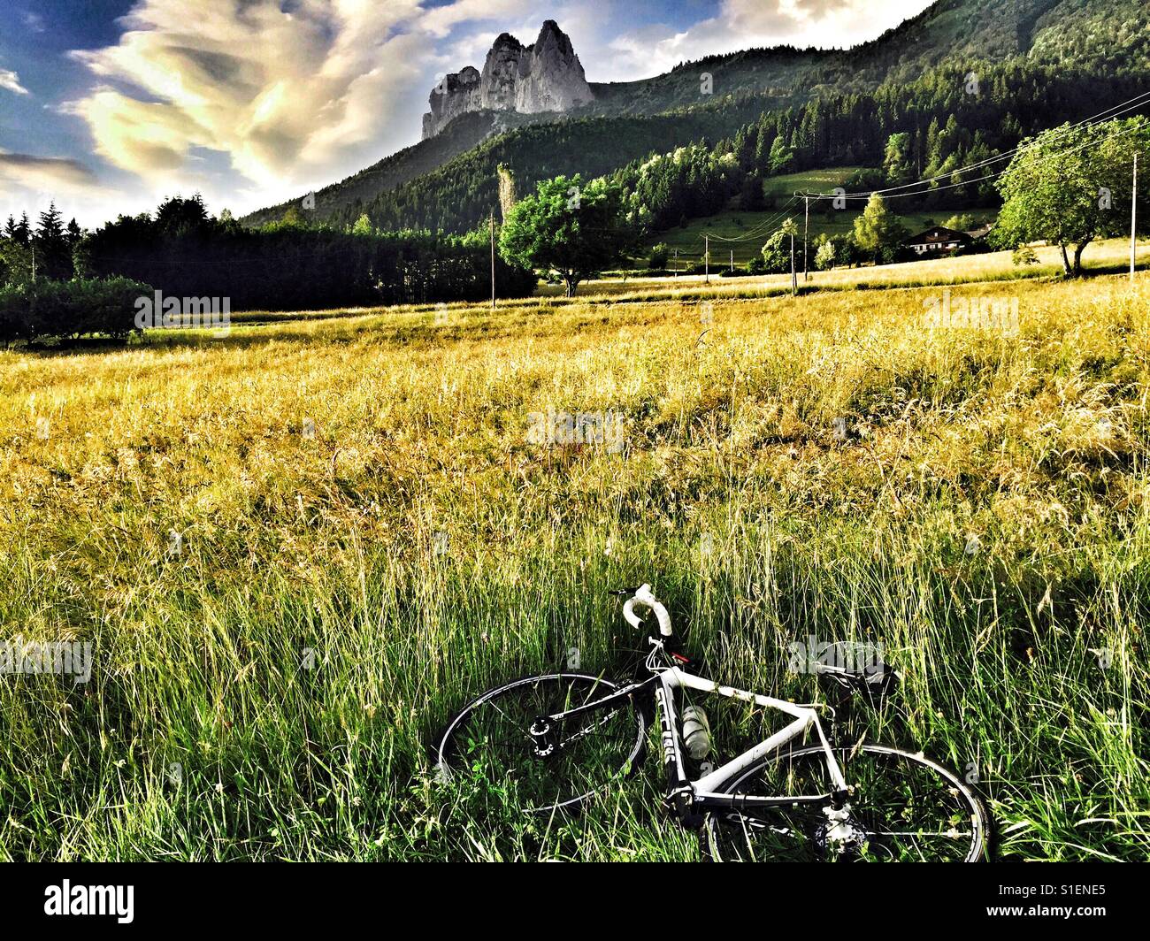 Radfahren in den französischen Alpen Stockfoto