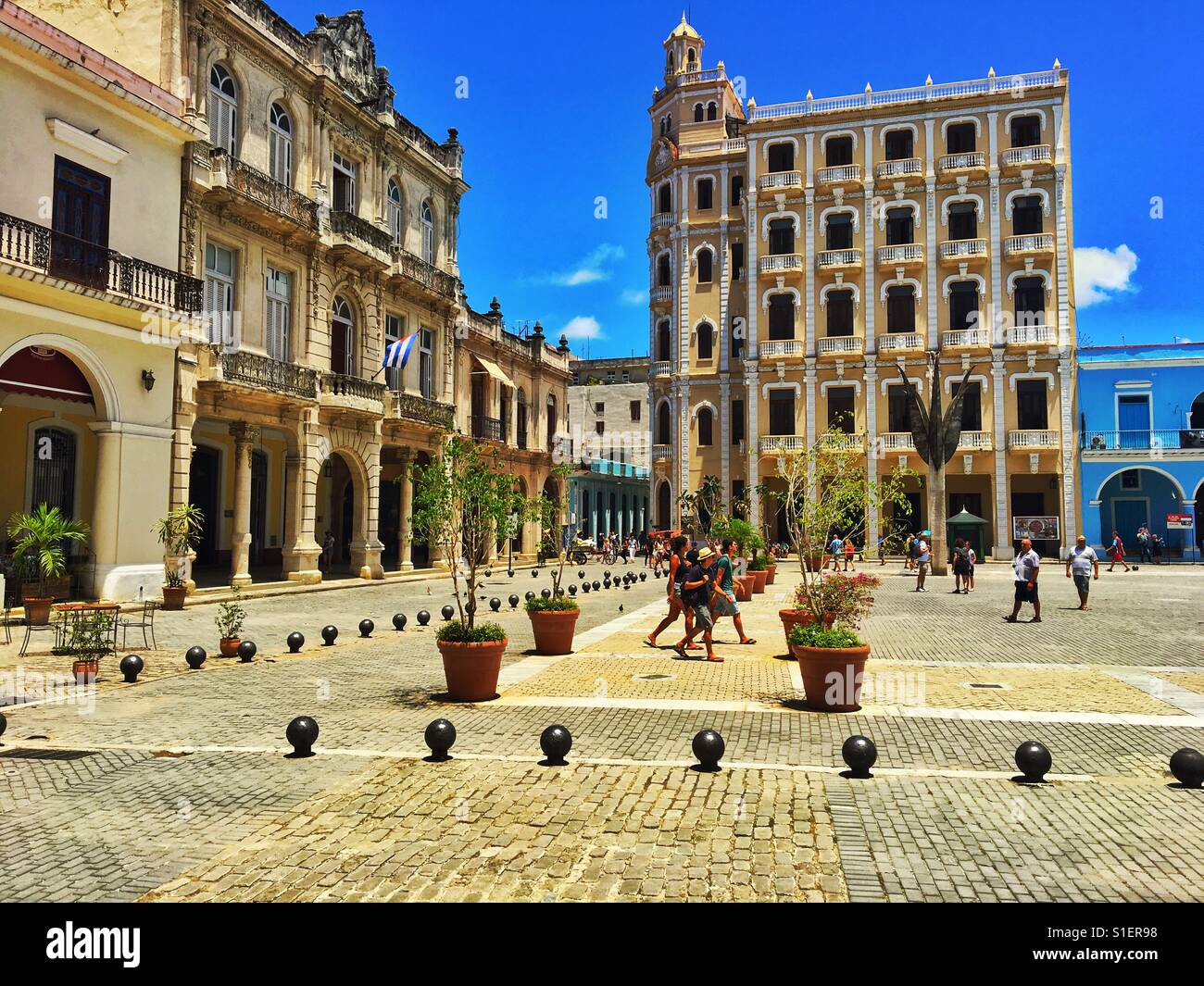 Blick auf Plaza Vieja in Alt-Havanna, Kuba Stockfoto