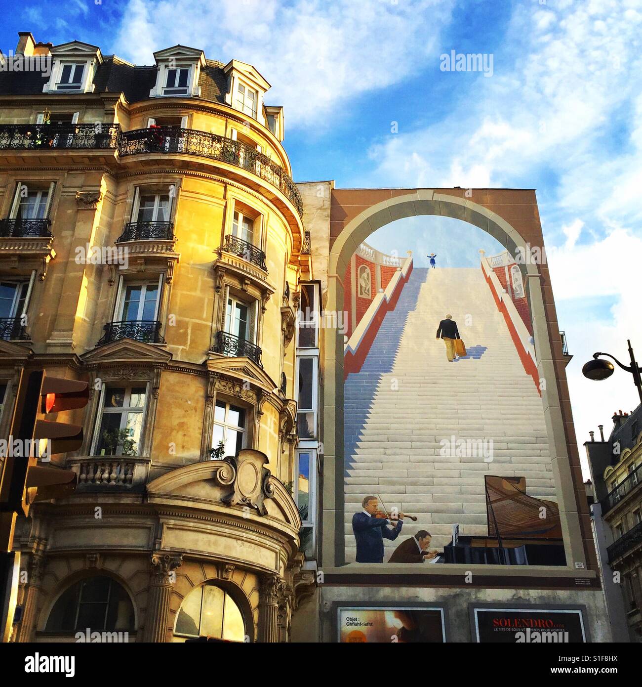 Street-Art-Paris Frankreich - Smartphone-aufgenommenes Stockfoto