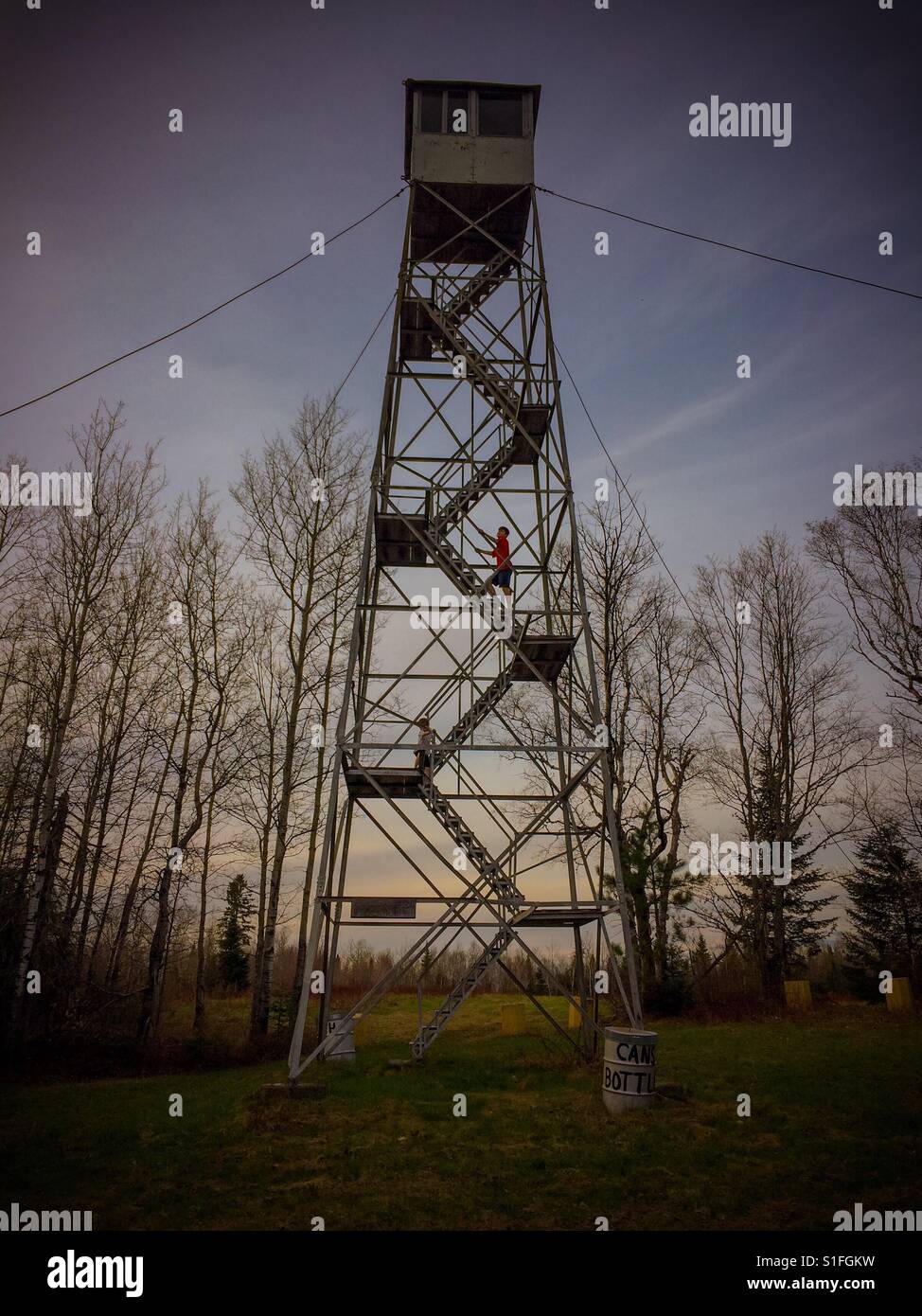 Die Feuer-Kletterturm - Smartphone-aufgenommenes Stockfoto