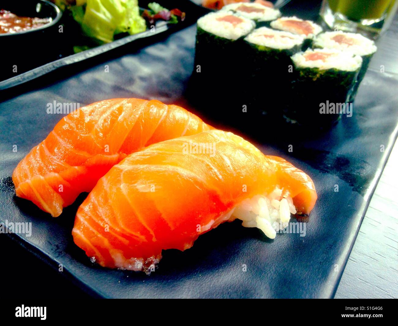 Sushi - Smartphone-aufgenommenes Stockfoto