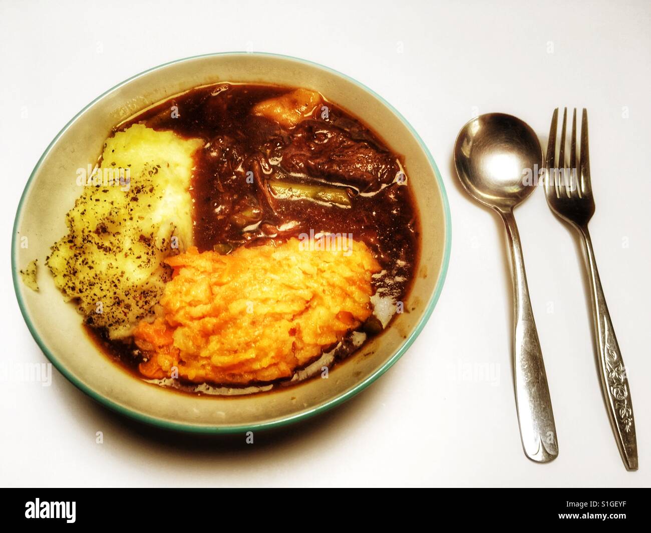 Rindfleisch-Eintopf - Smartphone-aufgenommenes Stockfoto