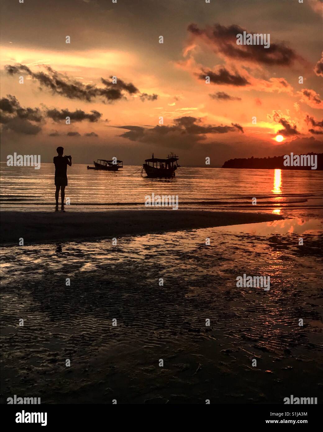 Einen schönen Sonnenaufgang über Koh Rong Samloem Island Kambodscha. Stockfoto