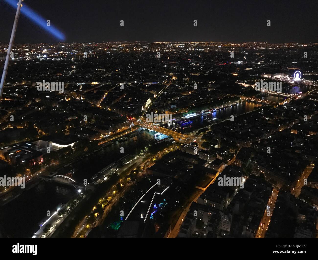 Paris bei Nacht - Smartphone-aufgenommenes Stockfoto