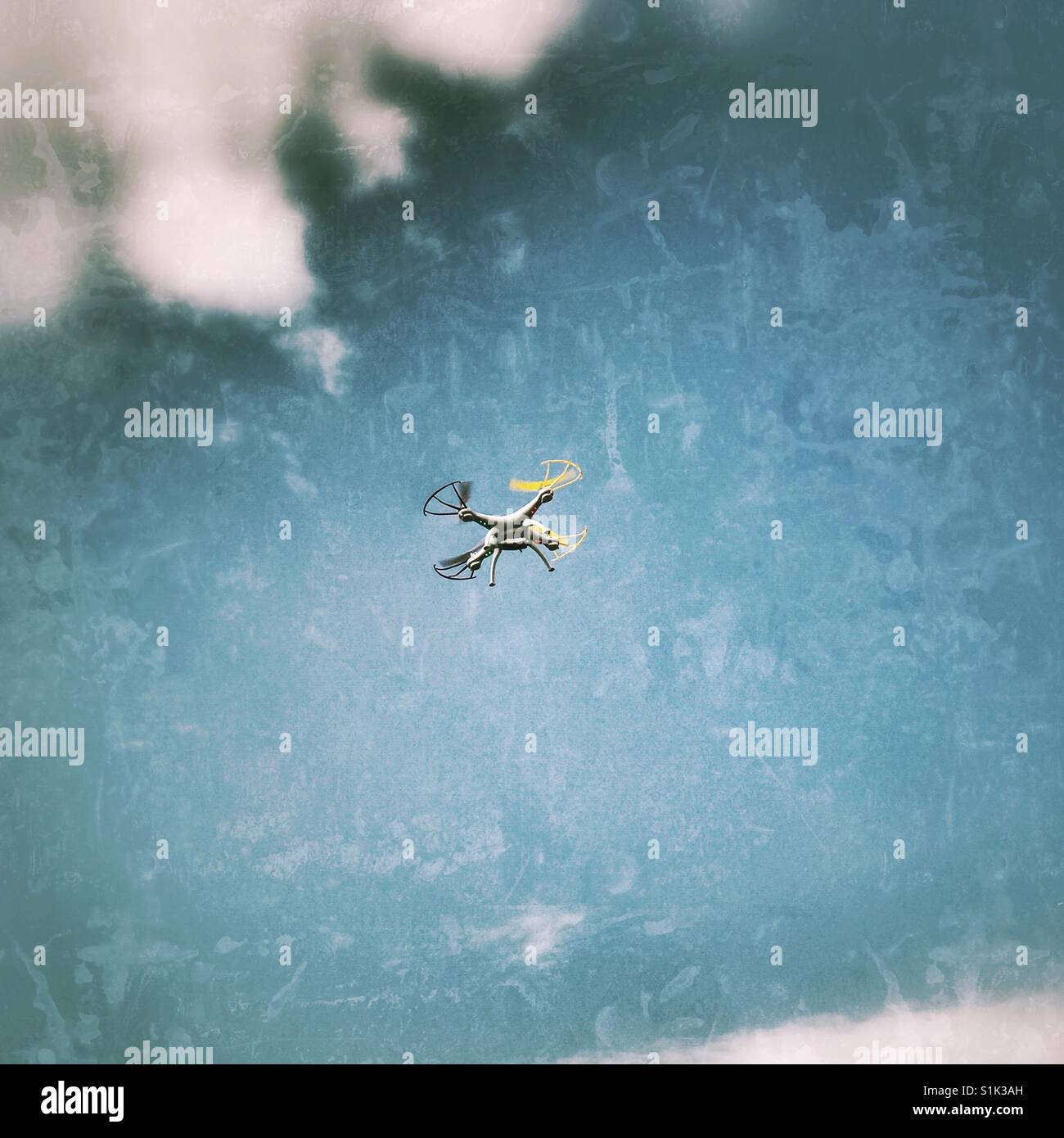 Drohne fliegen Stockfoto