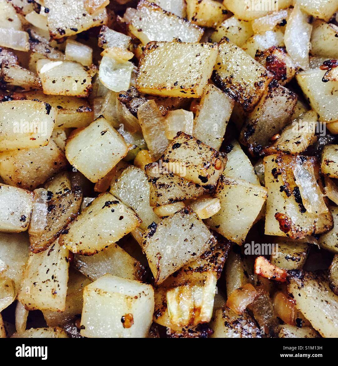 Kartoffeln und zwiebeln -Fotos und -Bildmaterial in hoher Auflösung – Alamy