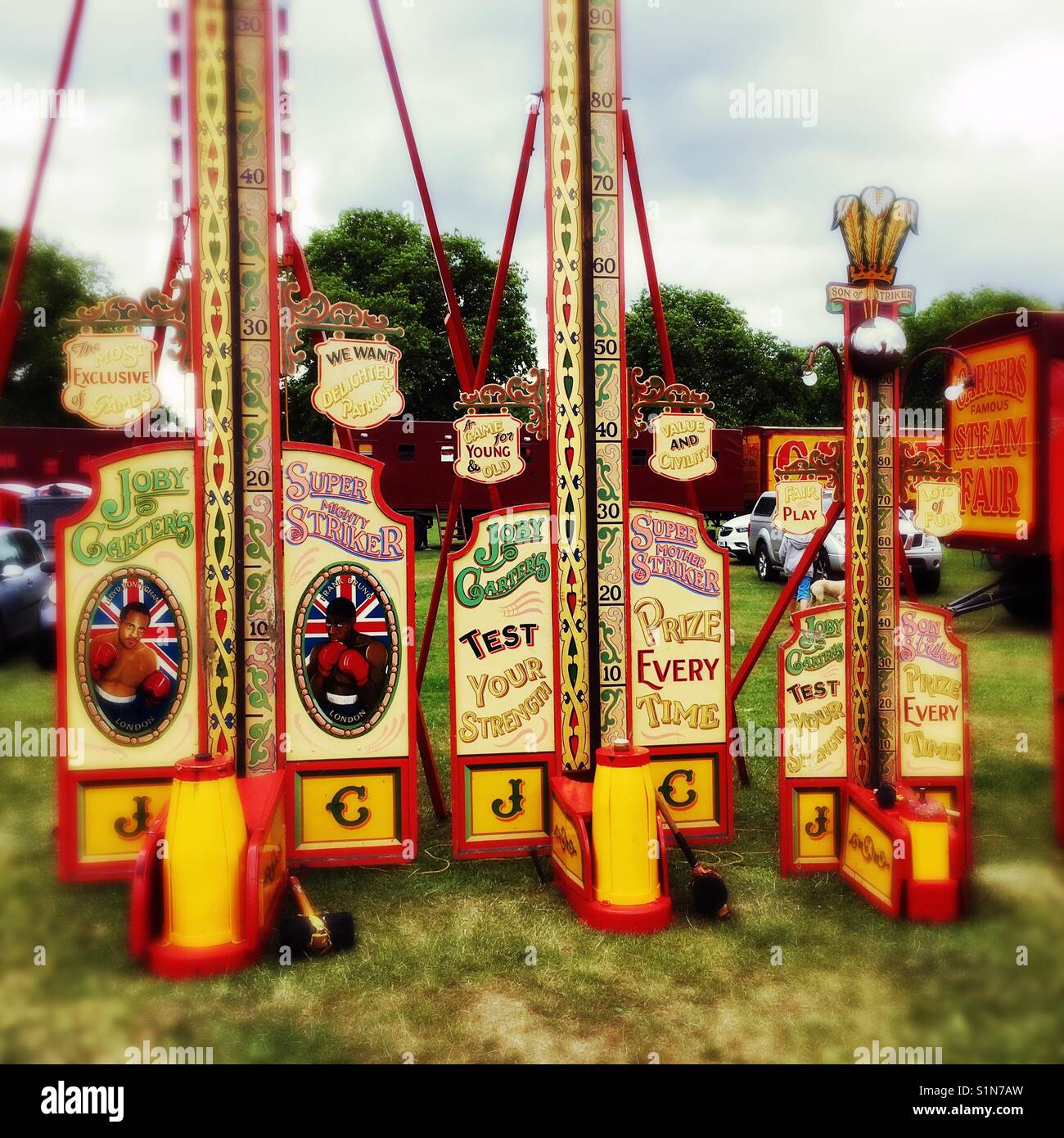 Starker Arm Prüfmaschinen in London Steam Fair Stockfoto