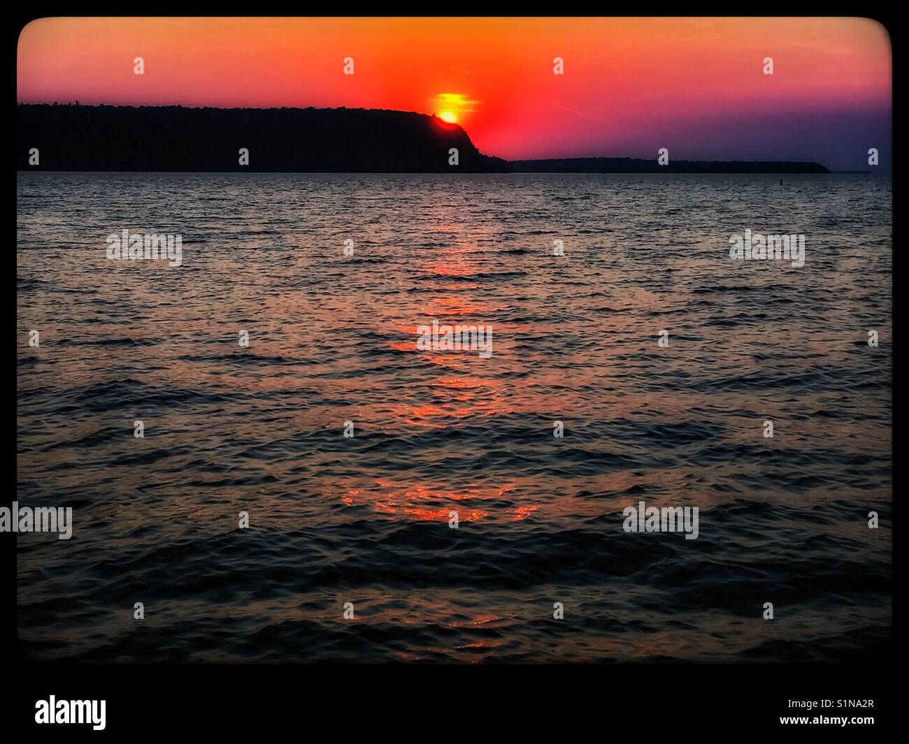 Sonnenuntergang über den Lake Michigan in Door County Stockfoto