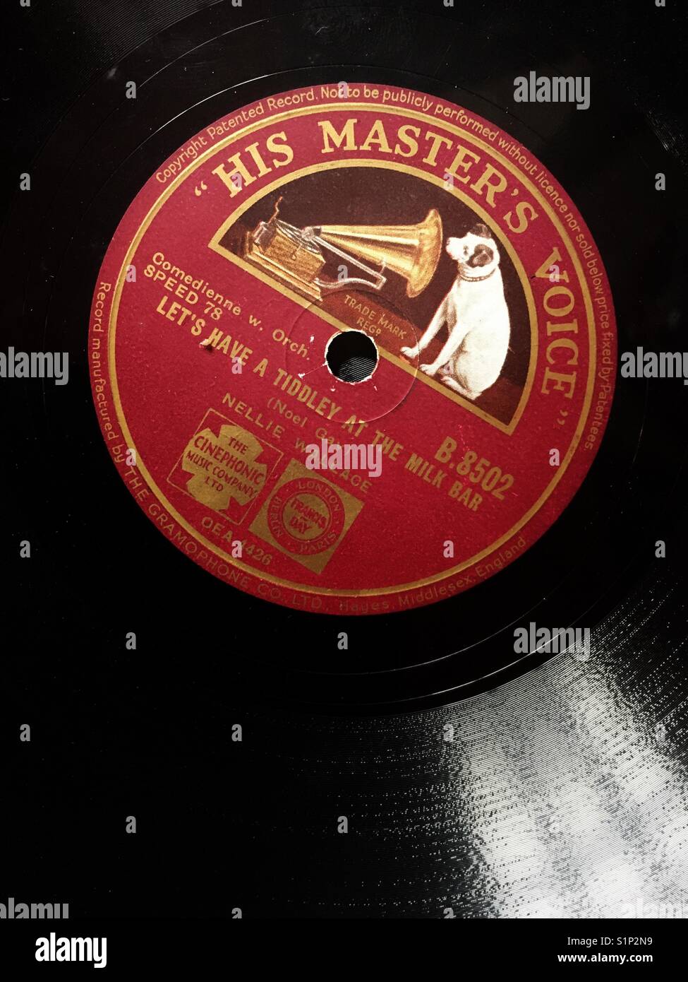 Alte 78 U/min Stil Schallplatte mit Seinem Meister Voice label - Smartphone-aufgenommenes Stockfoto