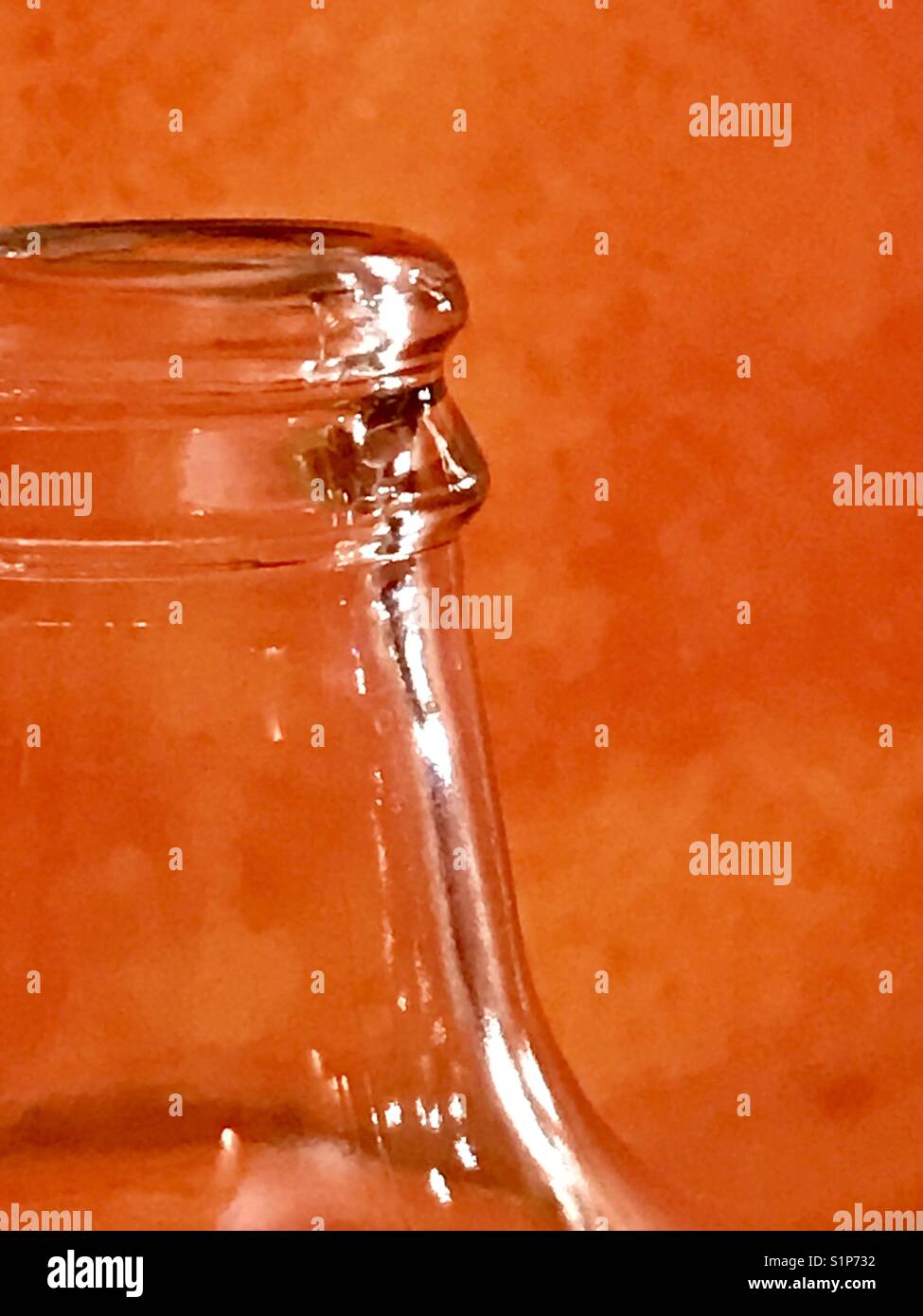 Glas Flasche. Ansicht schließen. Stockfoto