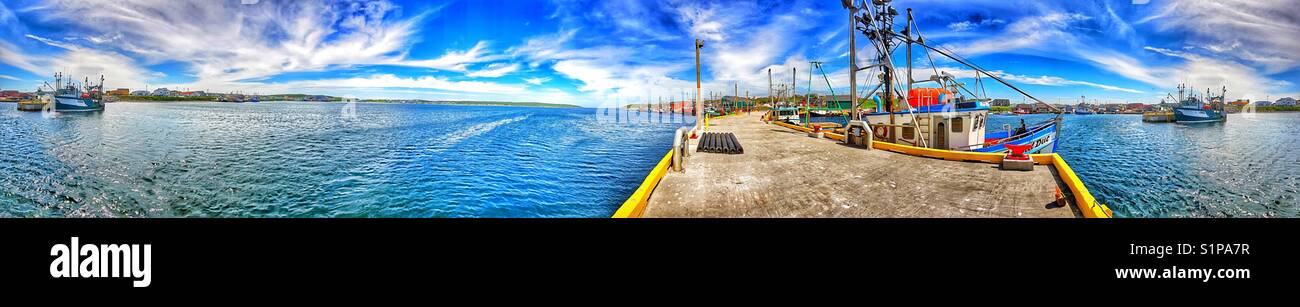 Port au Choix Pier und Fischtrawler, Neufundland, Kanada Stockfoto