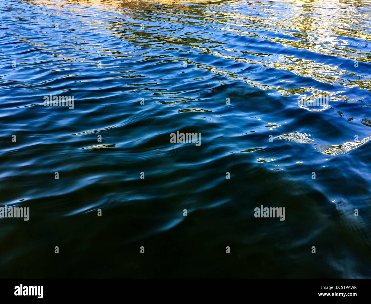 Wogenden Wellen - Smartphone-aufgenommenes Stockfoto