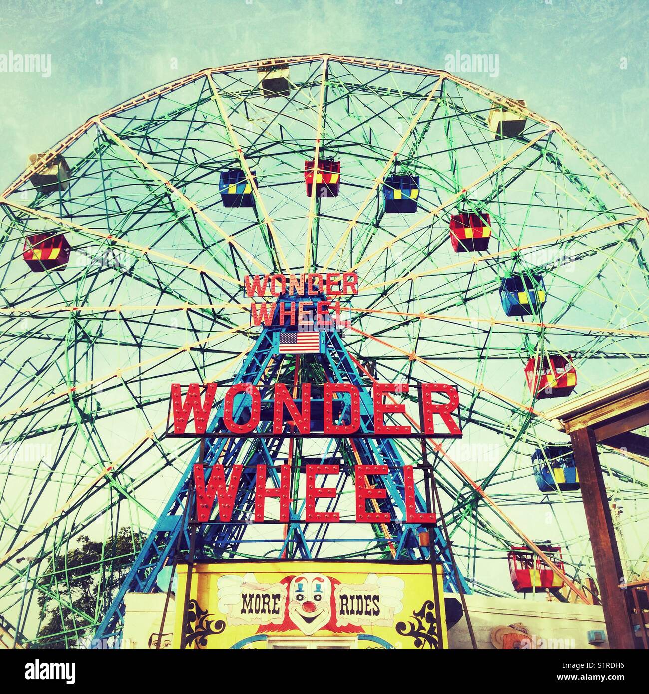 Deno's Wonder Wheel, Coney Island, Brooklyn, New York, Vereinigte Staaten von Amerika. Stockfoto