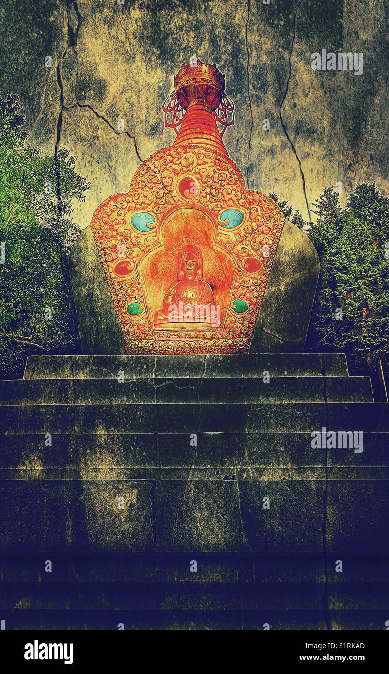 Stupa der Aufklärung an Gampo Abbey, einem westlichen buddhistischen Kloster, angenehme Bay, Cape Breton Island, Nova Scotia, Kanada - Smartphone-aufgenommenes Stockfoto