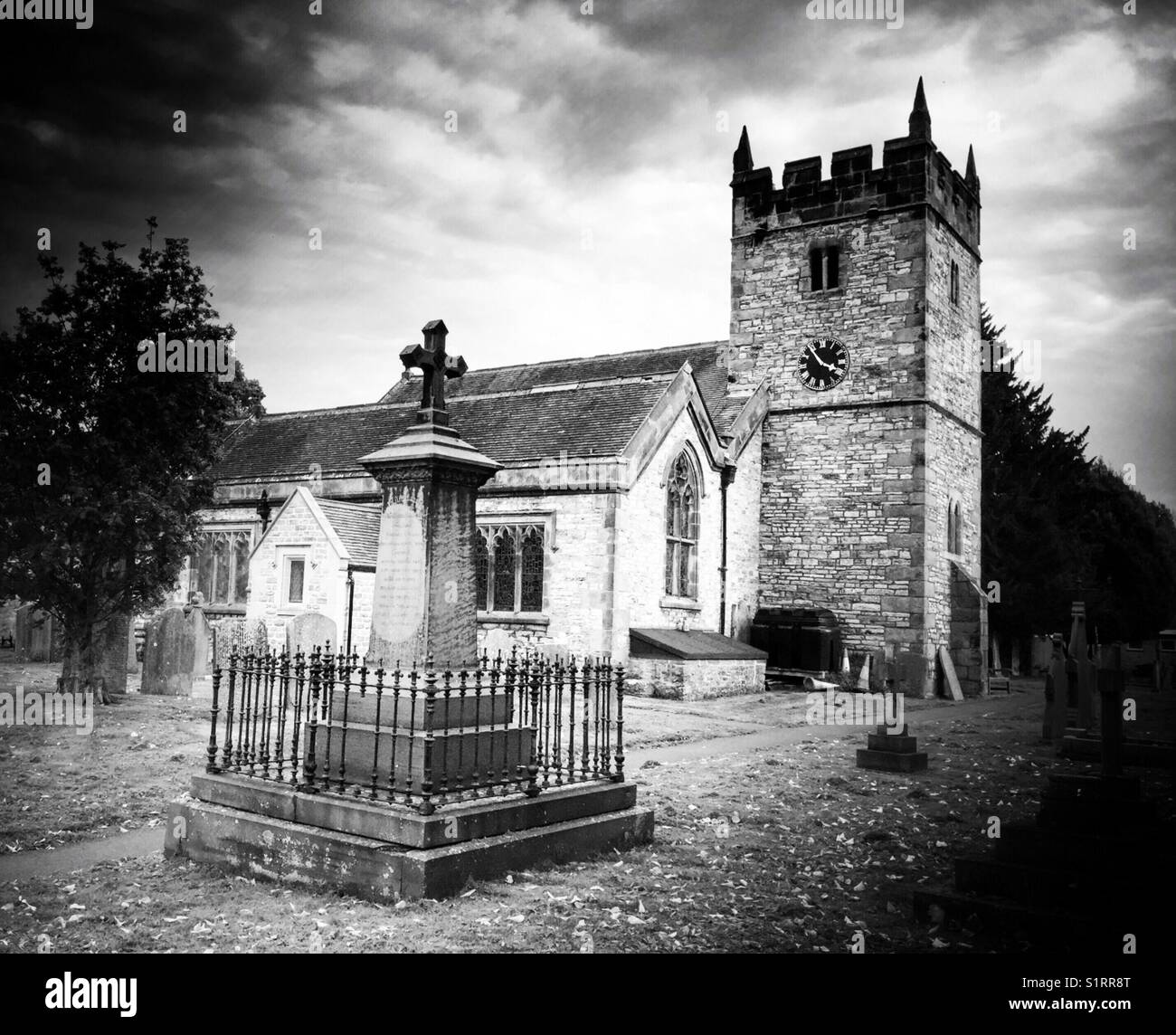 Heilige Typ Pfarrkirche in Ashford im Wasser, Derbyshire, Großbritannien Stockfoto