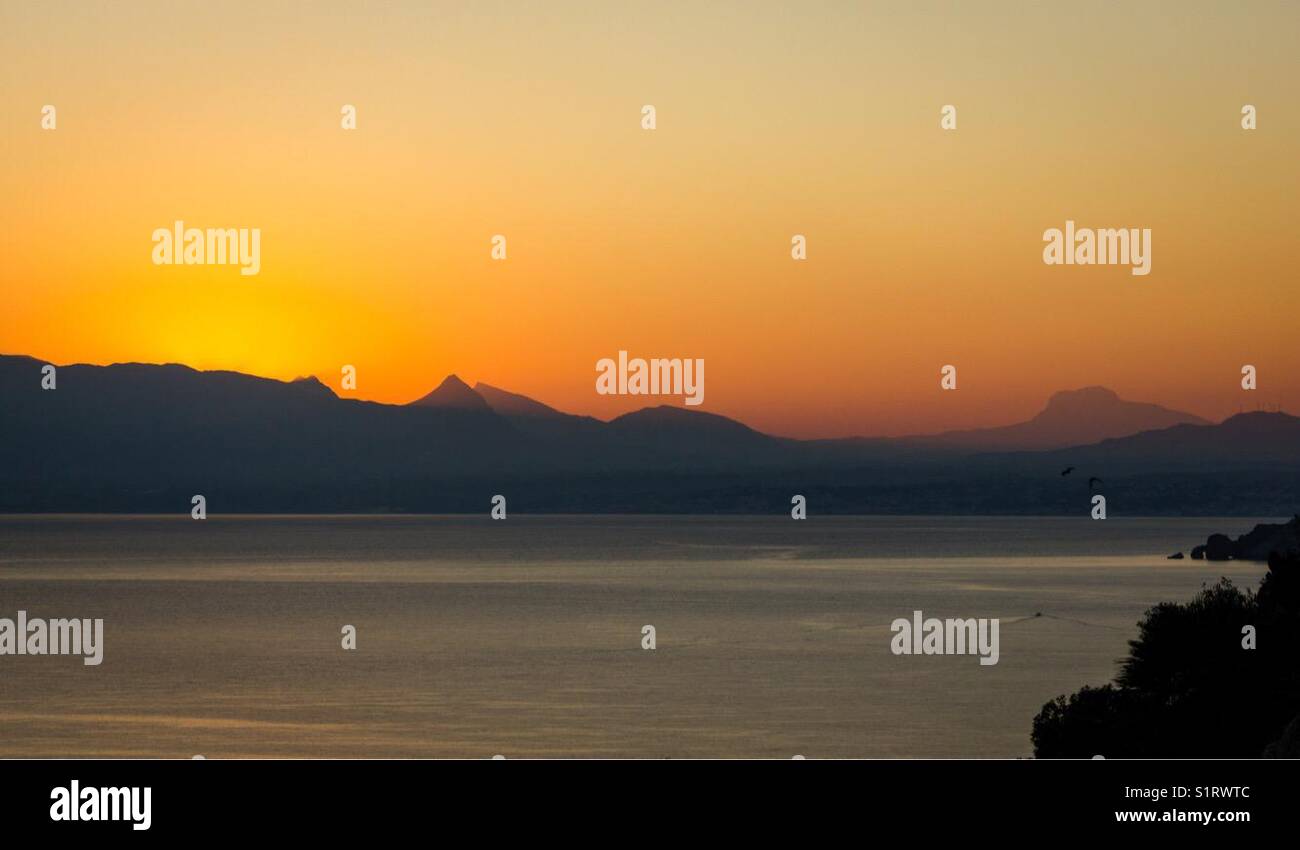 Sonnenaufgang in Scopello, Sizilien - Smartphone-aufgenommenes Stockfoto