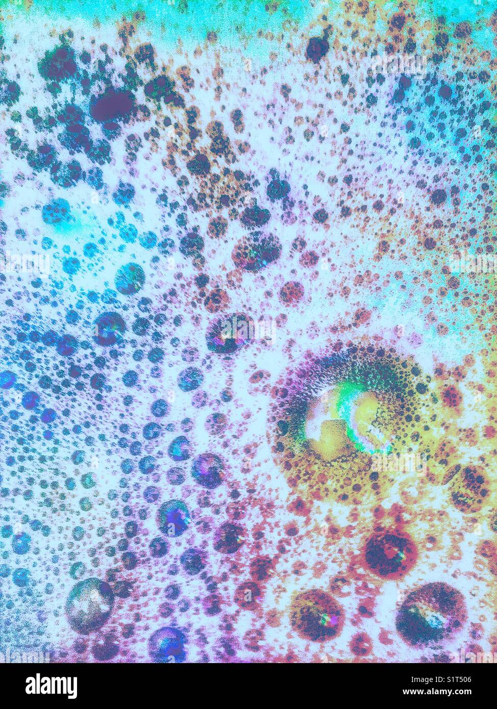 Abstrakte Seifenblasen mit Farben akzentuierte Stockfoto