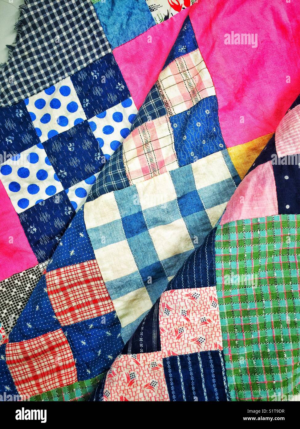 Unvollendetes amerikanisches Vintage-Patchwork-Oberteil für Steppdecke Stockfoto