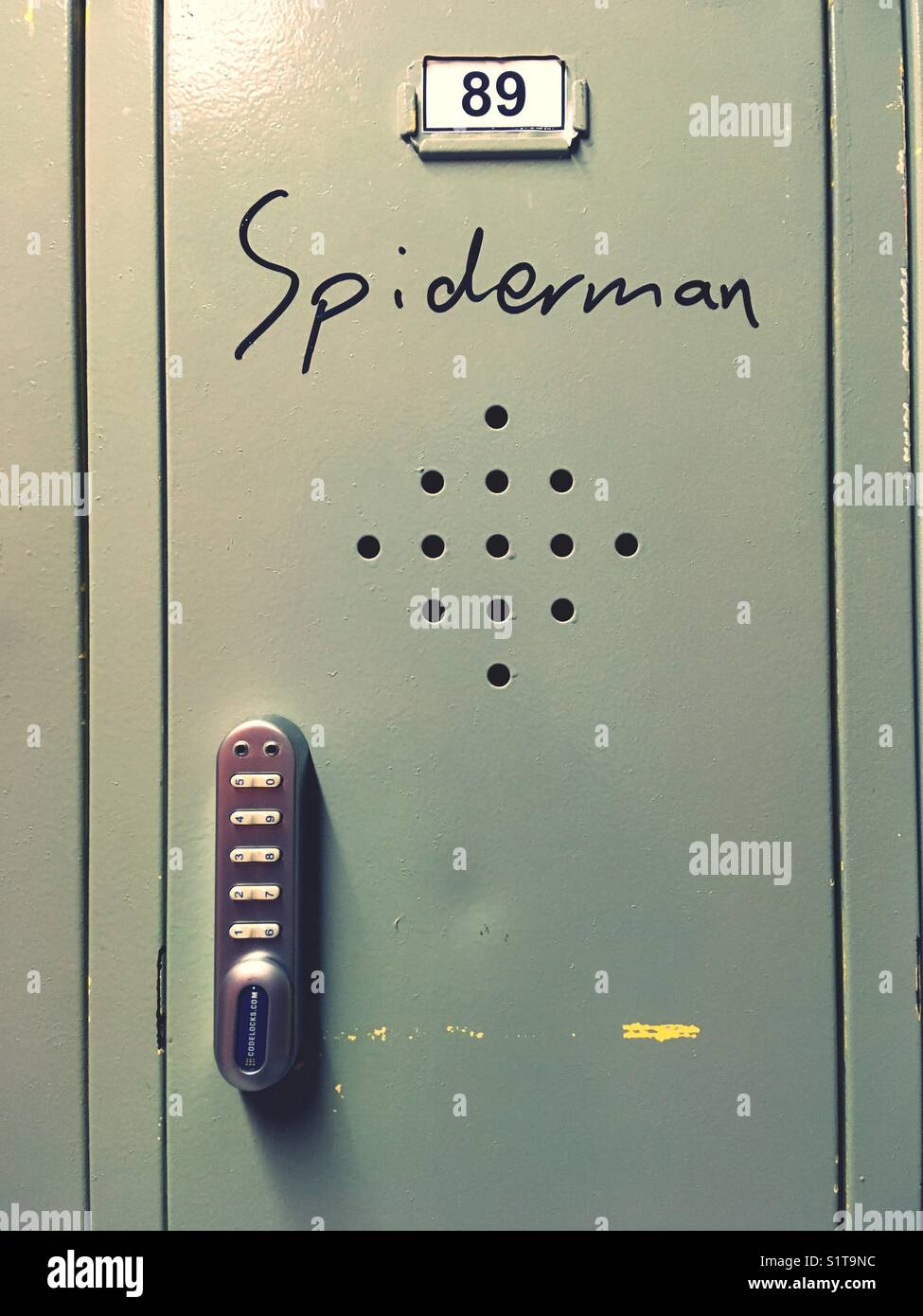 Spiderman auf ein Schließfach geschrieben Stockfoto