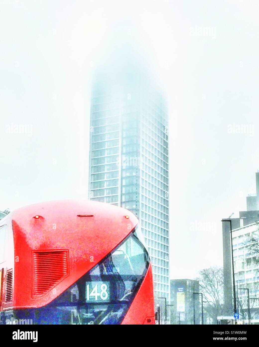 Misty London - Smartphone-aufgenommenes Stockfoto