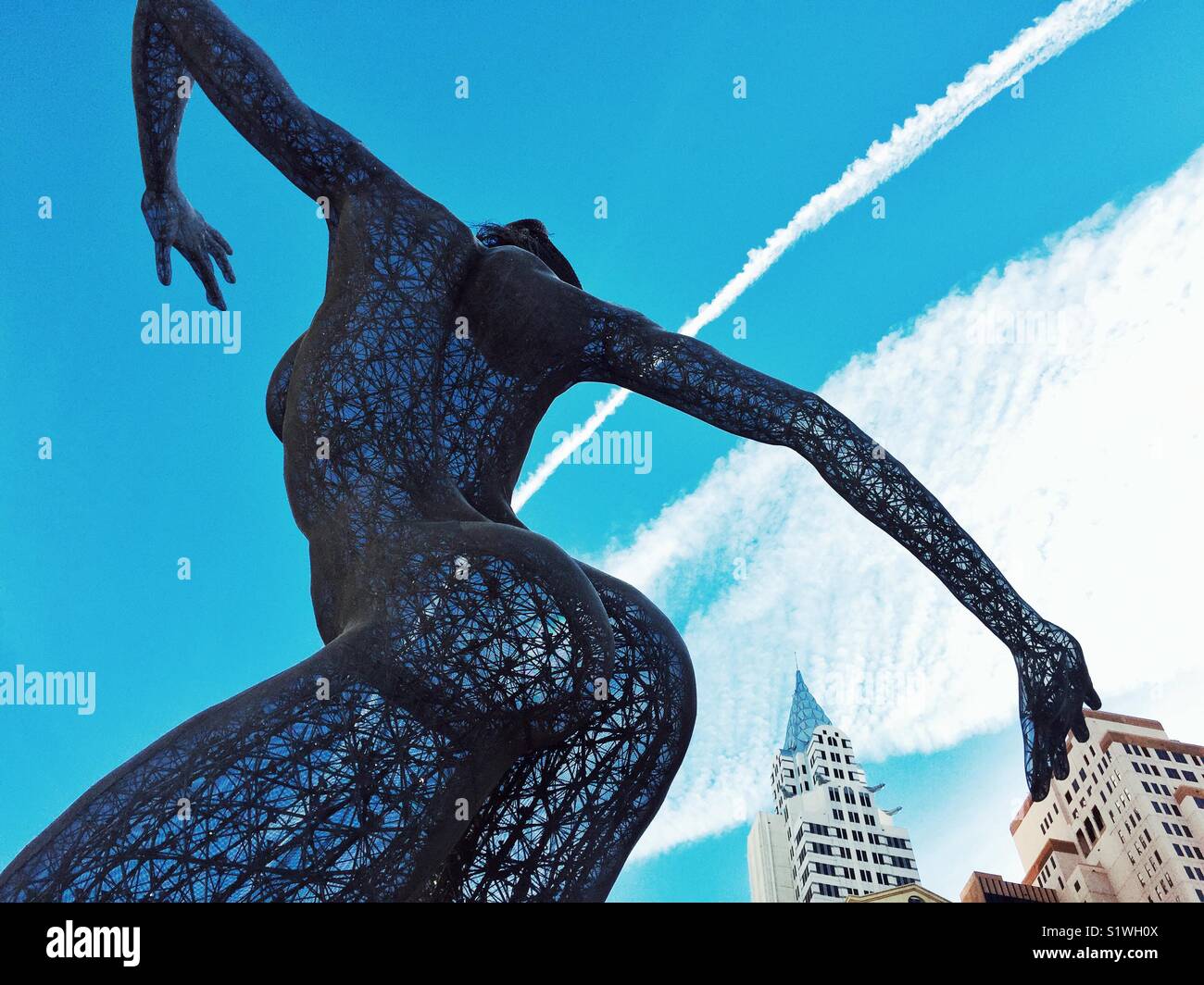 Glückseligkeit Tanz, der 40 m hohen Skulptur des Künstlers Marco Cochrane, in Las Vegas, Nevada Stockfoto