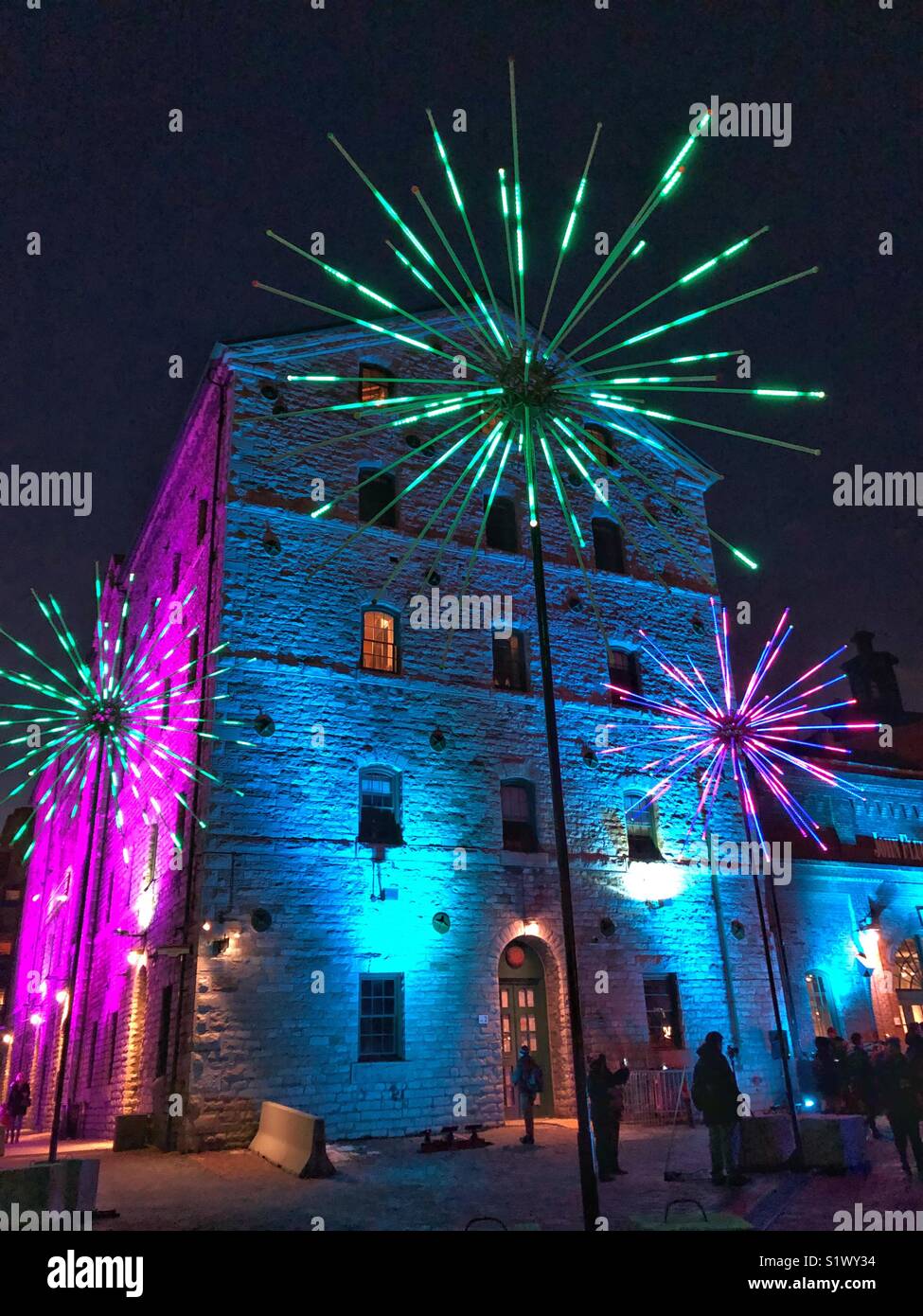 Toronto's jährliche Licht Festival am historischen Distillery District. Stockfoto Toronto's jährliche Licht Festival am historischen Distillery District. Stockfoto