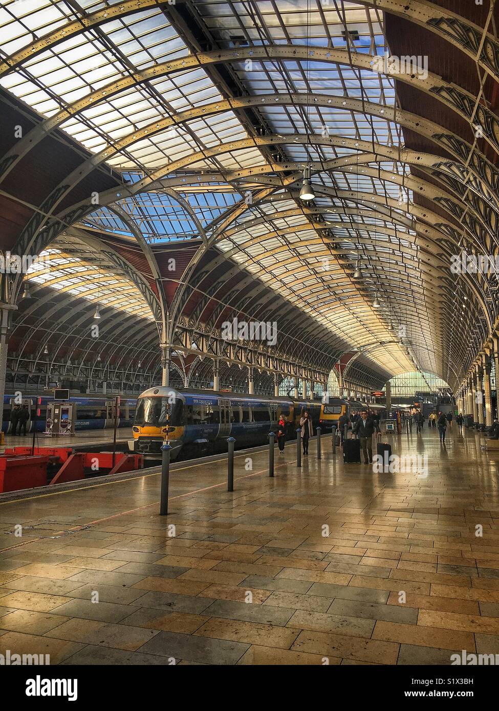 Der Bahnhof London Paddington Stockfoto