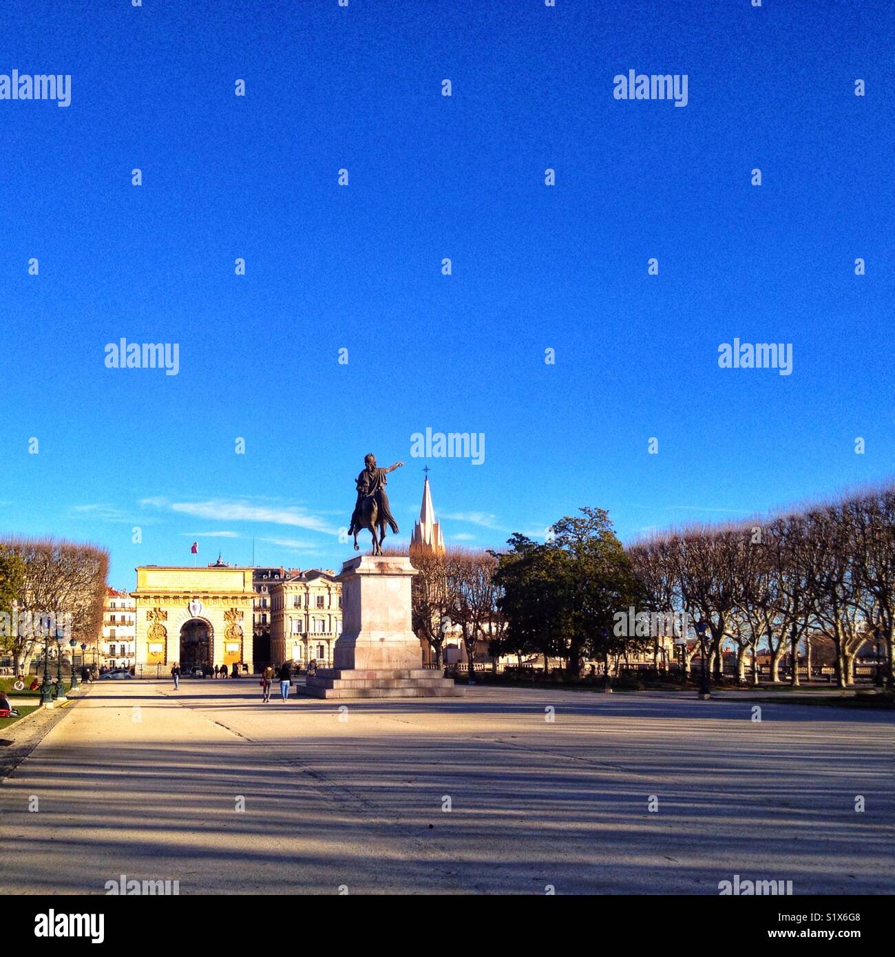 Royal Piazza von Peyrou und Triumphbogen Foch, Montpellier Frankreich Stockfoto