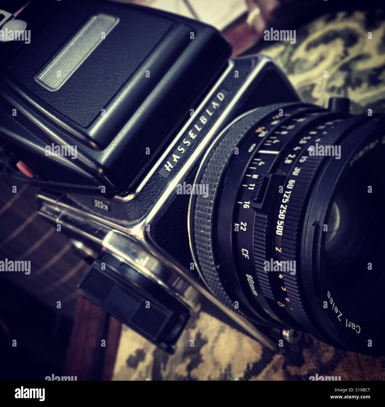 Hasselblad Mittelformat film Kamera - Smartphone-aufgenommenes Stockfoto Hasselblad Mittelformat film Kamera - Smartphone-aufgenommenes Stockfoto