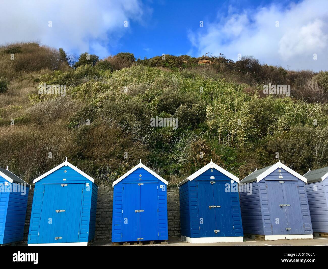 Blaue Strandhütten Stockfoto