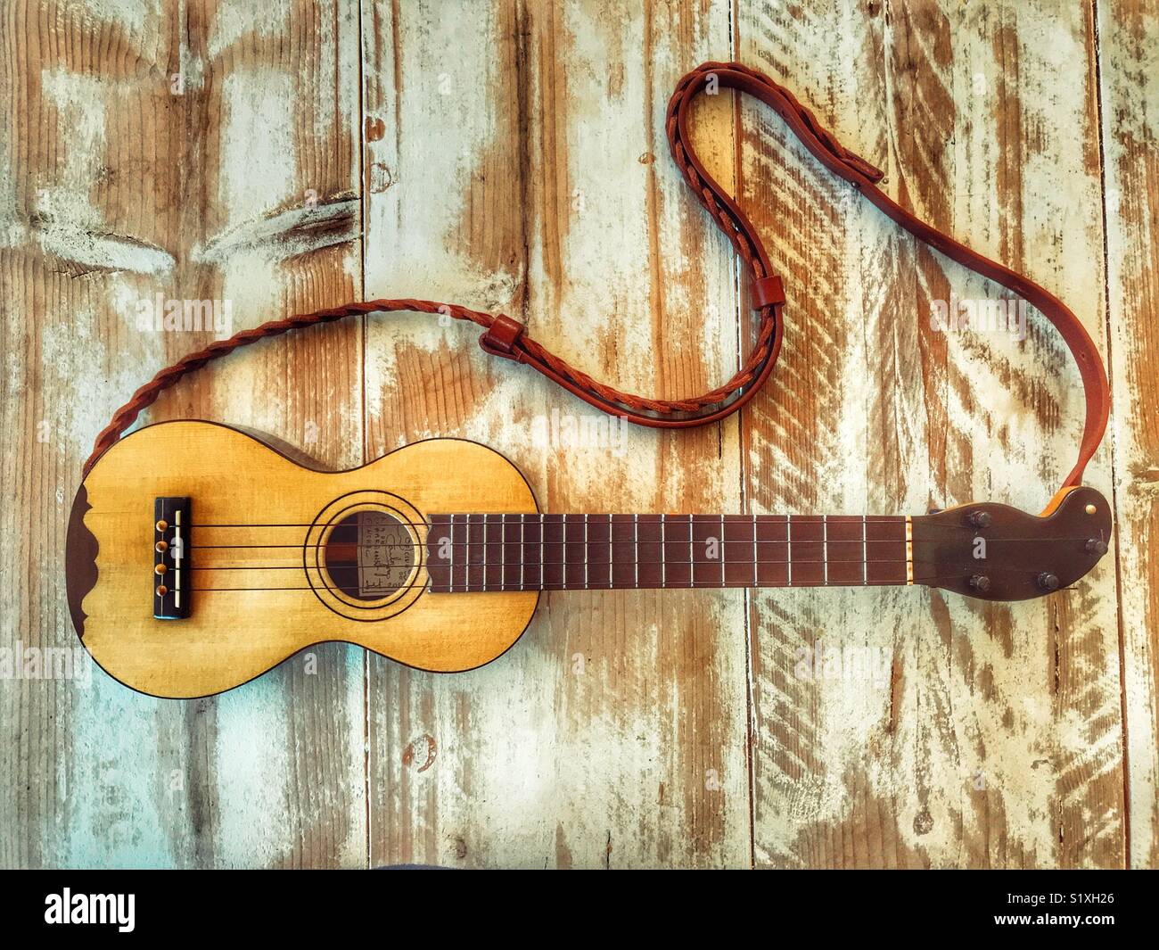 Machete, kleine 4-saitige Gitarre von der Insel Madeira, Portugal  Stockfotografie - Alamy