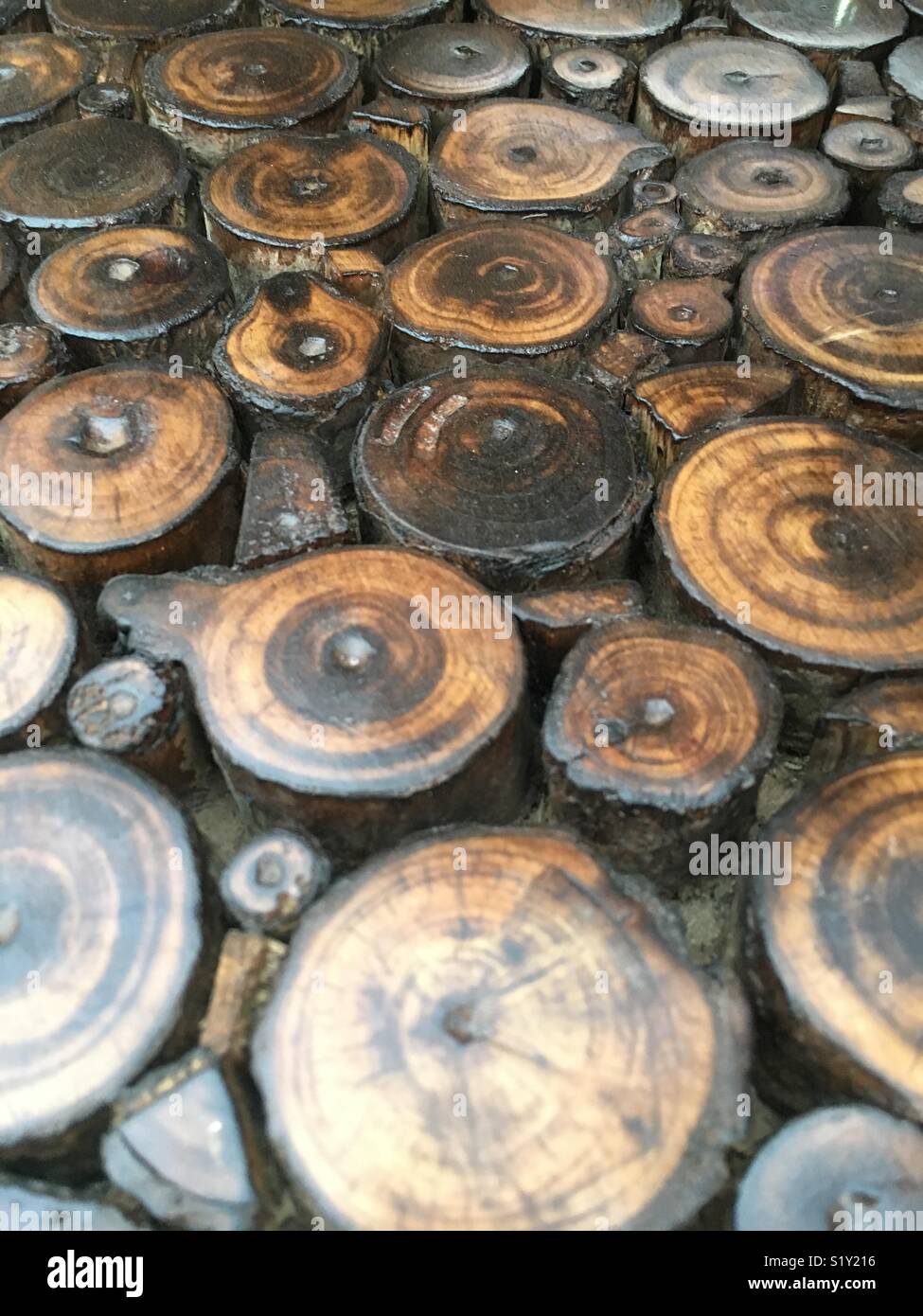 Holz- logs Table Top Stockfoto