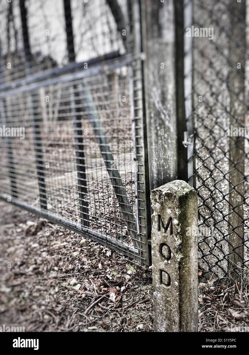 East Gate an der ehemaligen US-Airbase im Kalten Krieg, wo ein großes UFO Vorfall im Dezember 1980, Rendelsham, Suffolk, England statt. - Smartphone-aufgenommenes Stockfoto
