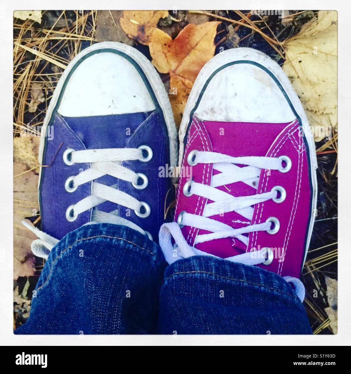 Pink converse -Fotos und -Bildmaterial in hoher Auflösung – Alamy