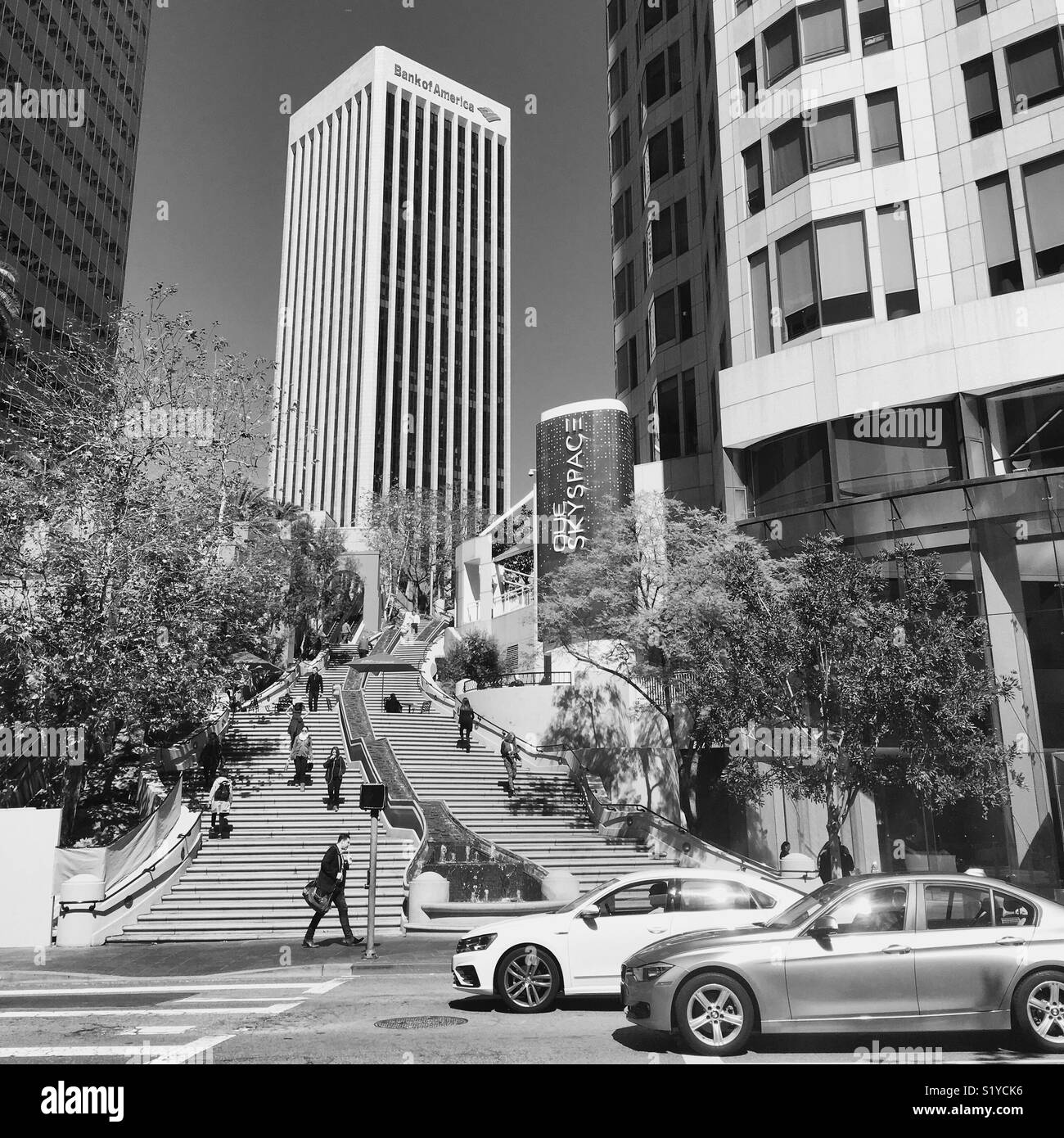 Schritte neben der US Bank Tower in Downtown, Los Angeles Stockfoto