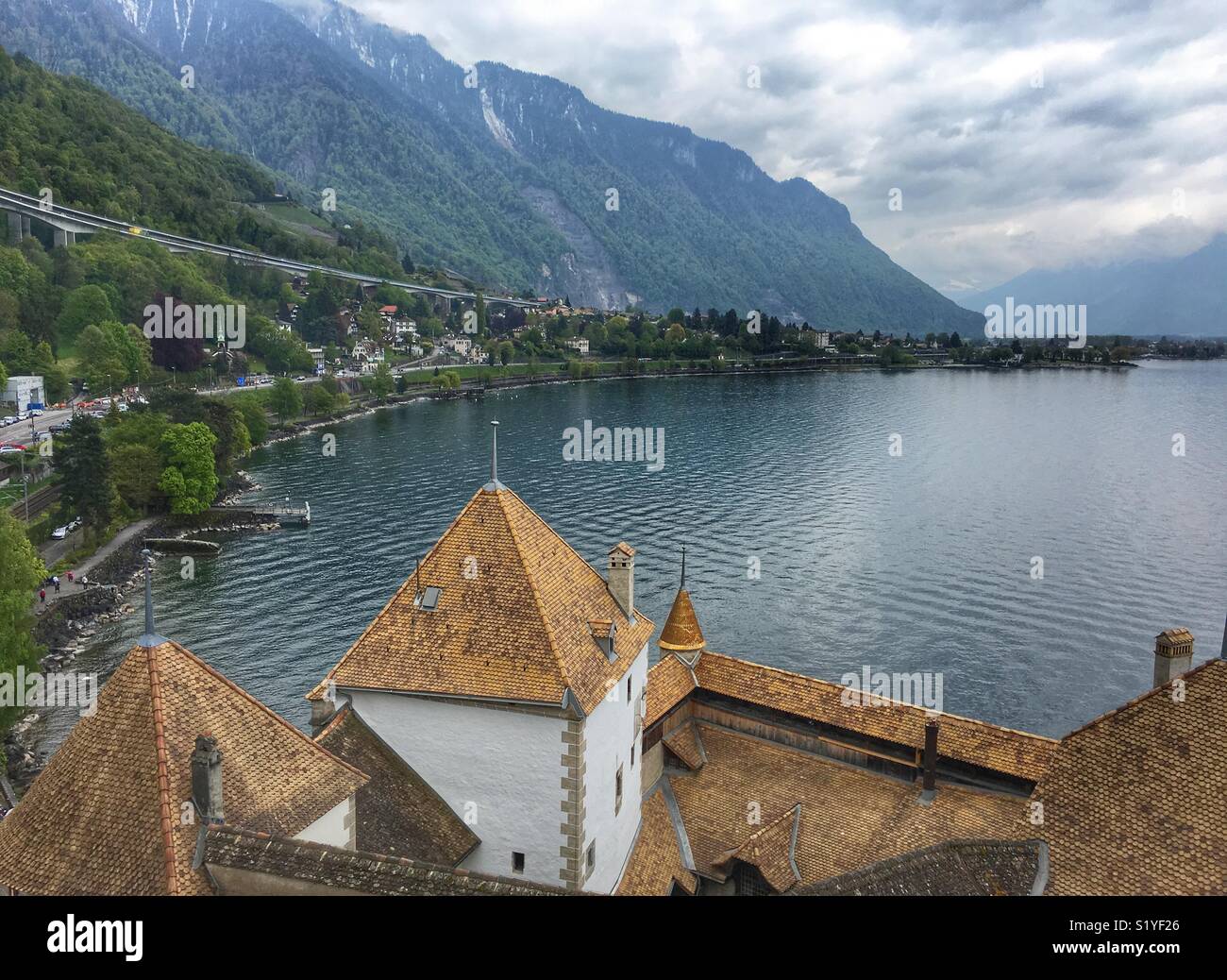 Seeblick in Montreux Stockfoto