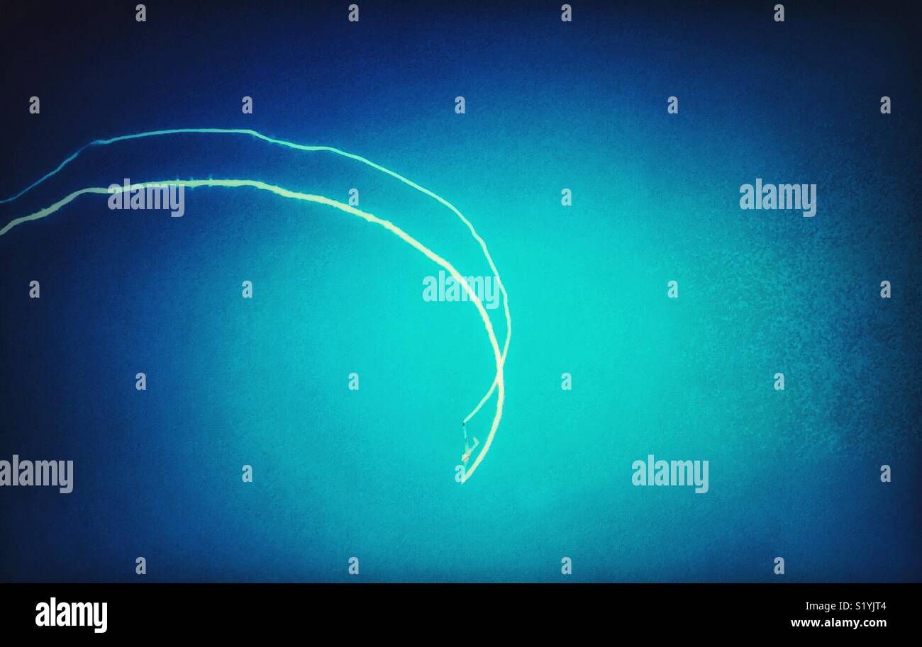 Rauch Wanderwege in einem Air Show Stockfoto