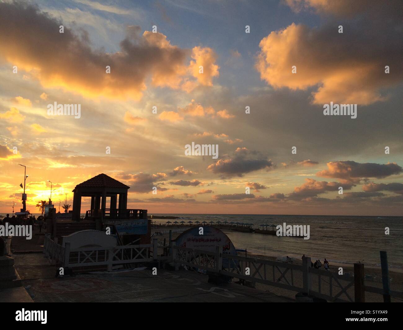 Sonnenuntergang über Alexandria, Ägypten. Stockfoto