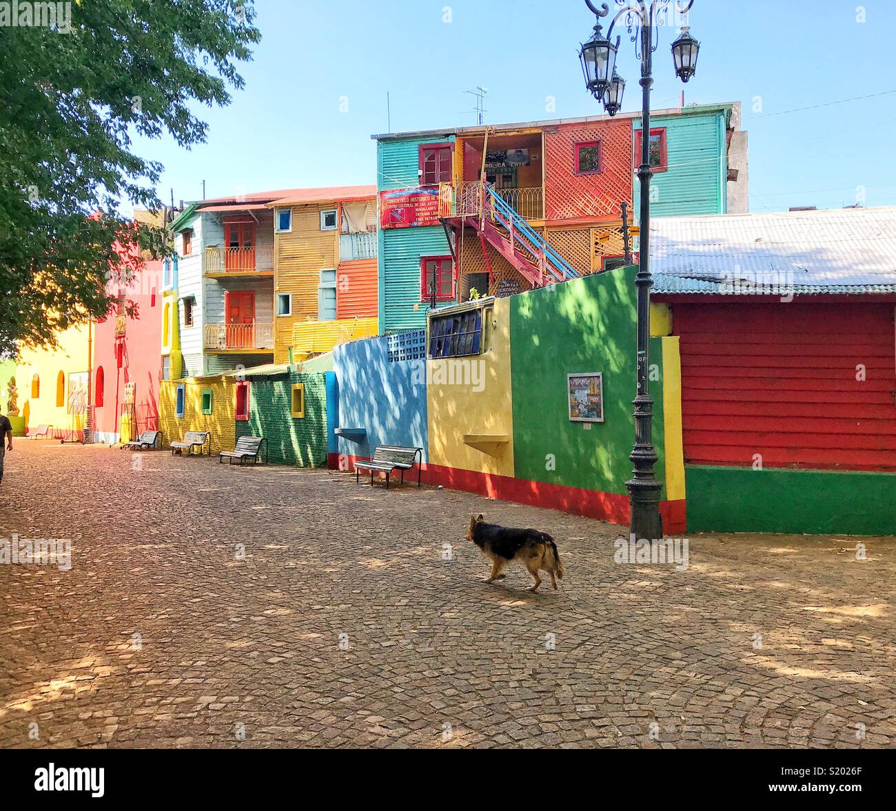 El Caminito, Nachbarschaft La Boca, Buenos Aires - Smartphone-aufgenommenes Stockfoto