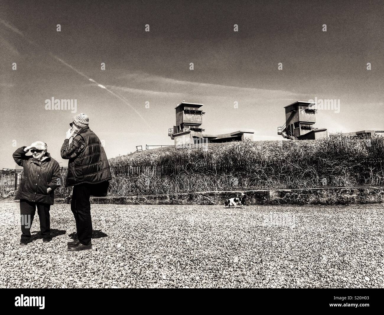 Weltkrieg zwei Küstenschutz - Smartphone-aufgenommenes Stockfoto