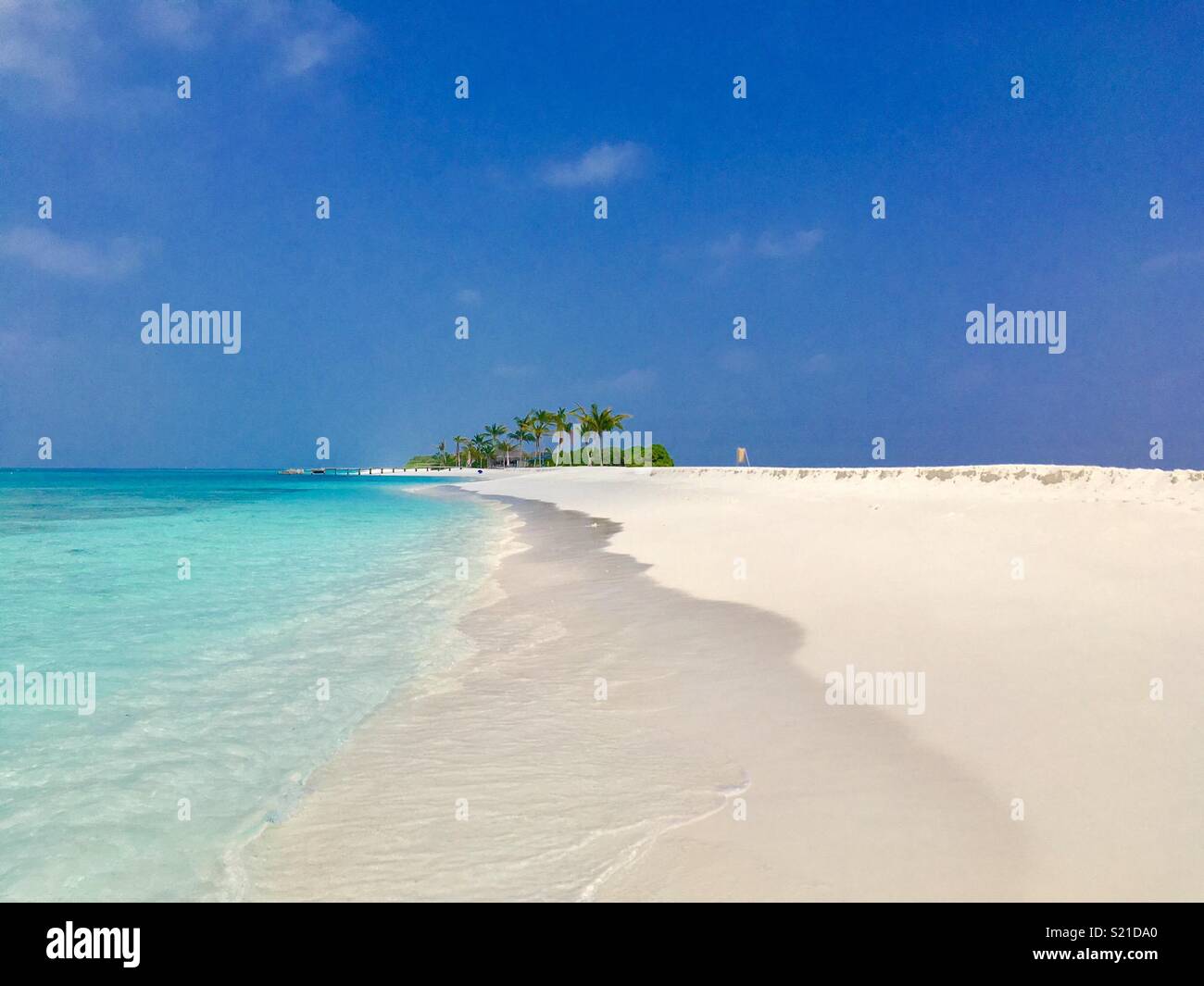 Water Line in Malediven Sandbank Stockfoto